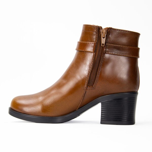 Botín para Dama de Piel con Hebilla Gregos Shoe's - Imagen 4