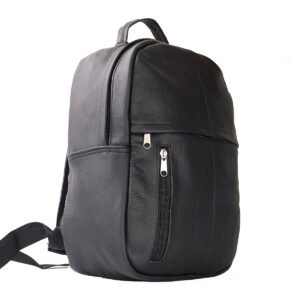 Mochila Negra de Piel Diseño Moderno y Compacto - Thumbnail Image 6